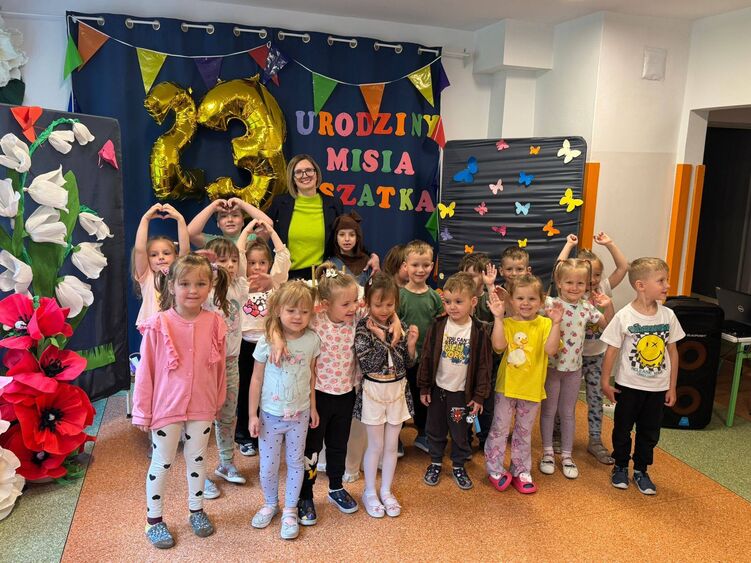 żżym4